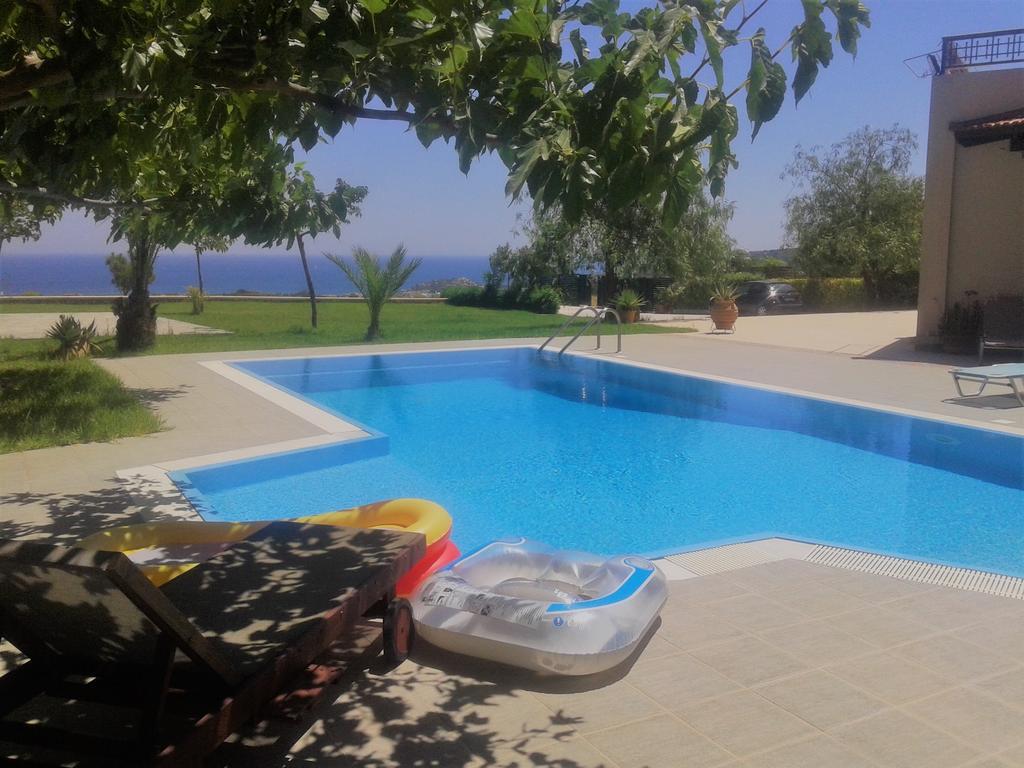 Villa Leyland Фаліракі Екстер'єр фото
