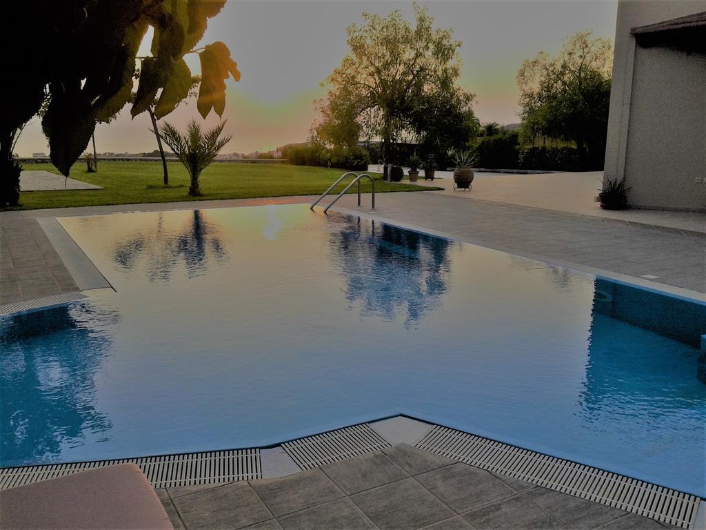 Villa Leyland Фаліракі Екстер'єр фото